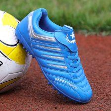 国产足球鞋动画视频,激情飞跃，助力中国足球梦