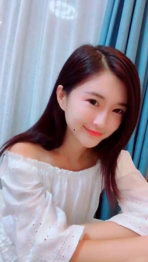 国产艺校妹子在线视频,青春风采绽放网络舞台  第3张